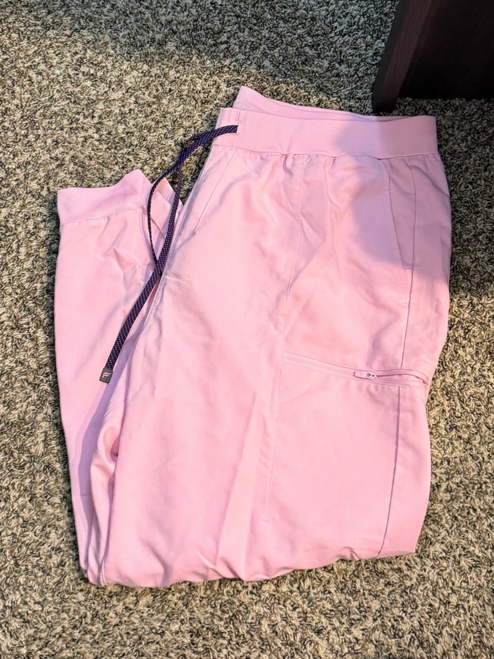 Fabletics marshmallow pink scrub joggers women’s 3x plus
